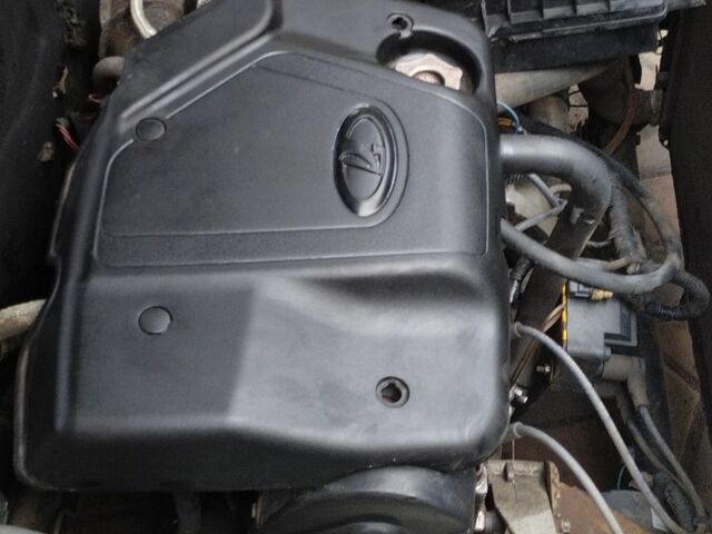 Синий ВАЗ 2111, объемом двигателя 1.5 л и пробегом 287 тыс. км за 565 $, фото 7 на Automoto.ua