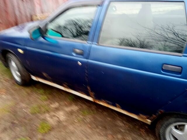 Синий ВАЗ 2111, объемом двигателя 1.6 л и пробегом 211 тыс. км за 1110 $, фото 2 на Automoto.ua