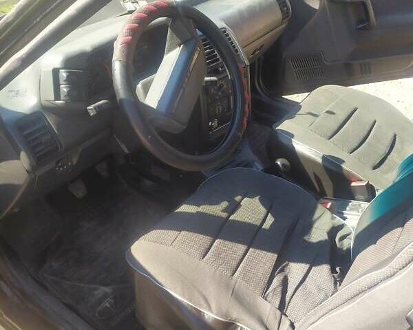 Синий ВАЗ 2111, объемом двигателя 1.6 л и пробегом 210 тыс. км за 1200 $, фото 13 на Automoto.ua