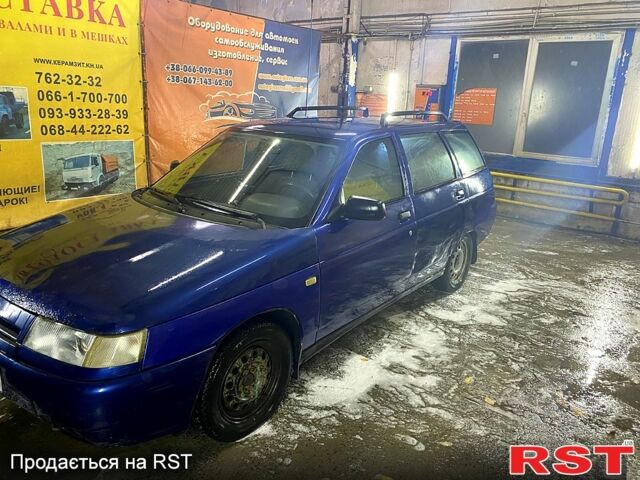 Синий ВАЗ 2111, объемом двигателя 1.6 л и пробегом 250 тыс. км за 1000 $, фото 2 на Automoto.ua