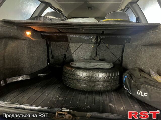 Синий ВАЗ 2111, объемом двигателя 1.6 л и пробегом 250 тыс. км за 1000 $, фото 10 на Automoto.ua