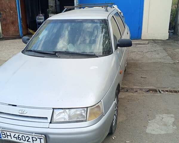 Синий ВАЗ 2111, объемом двигателя 1.6 л и пробегом 280 тыс. км за 1600 $, фото 4 на Automoto.ua