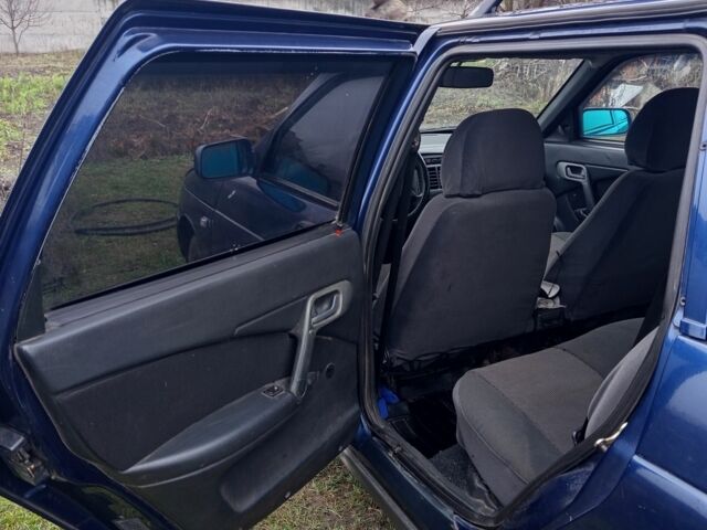 Синий ВАЗ 2111, объемом двигателя 1.6 л и пробегом 155 тыс. км за 2500 $, фото 11 на Automoto.ua