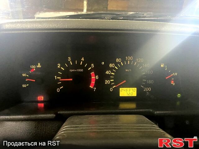 Синий ВАЗ 2111, объемом двигателя 1.6 л и пробегом 250 тыс. км за 1000 $, фото 8 на Automoto.ua