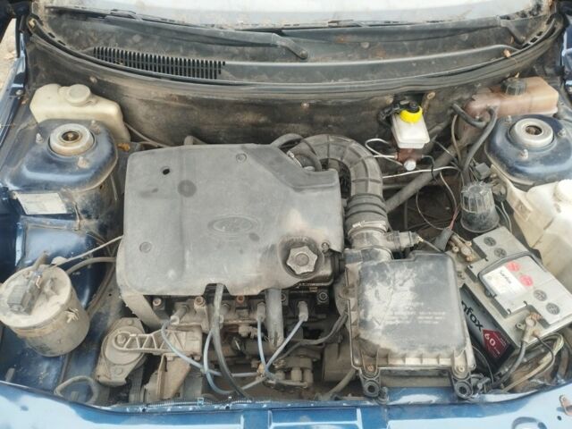 Синий ВАЗ 2111, объемом двигателя 1.6 л и пробегом 150 тыс. км за 1500 $, фото 12 на Automoto.ua