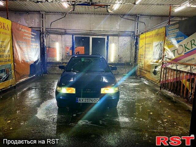 Синий ВАЗ 2111, объемом двигателя 1.6 л и пробегом 250 тыс. км за 1000 $, фото 3 на Automoto.ua