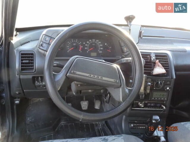 Синий ВАЗ 2111, объемом двигателя 1.6 л и пробегом 178 тыс. км за 2500 $, фото 4 на Automoto.ua