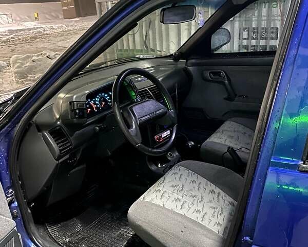Синій ВАЗ 2111, об'ємом двигуна 1.6 л та пробігом 180 тис. км за 1250 $, фото 4 на Automoto.ua