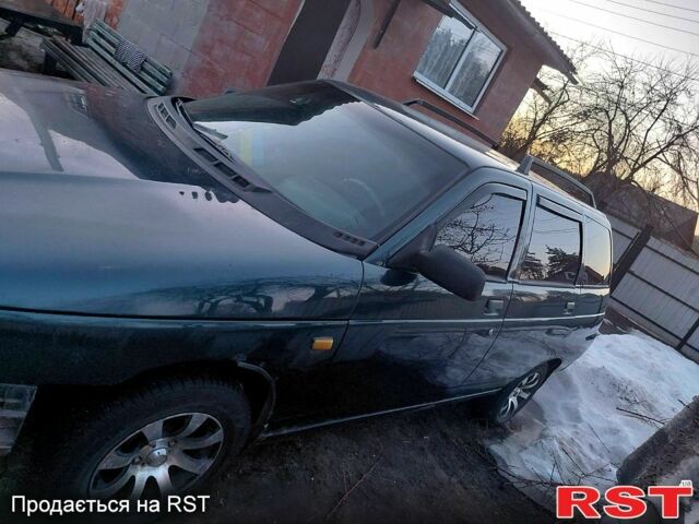 Синий ВАЗ 2111, объемом двигателя 1.5 л и пробегом 220 тыс. км за 1850 $, фото 2 на Automoto.ua