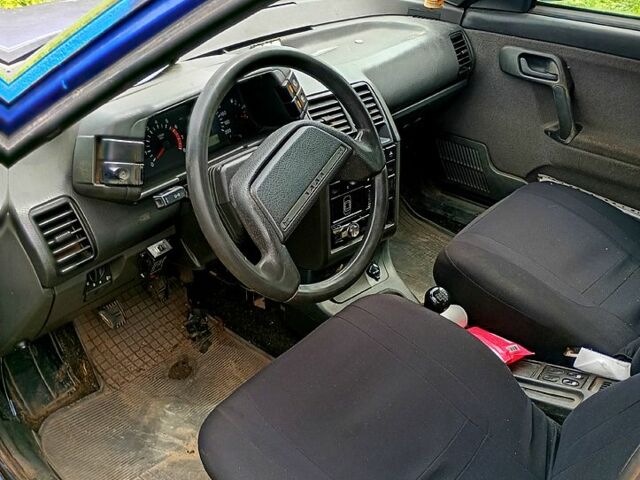 Синій ВАЗ 2111, об'ємом двигуна 1.6 л та пробігом 125 тис. км за 850 $, фото 3 на Automoto.ua