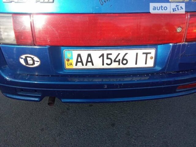 Синий ВАЗ 2111, объемом двигателя 1.6 л и пробегом 151 тыс. км за 2000 $, фото 1 на Automoto.ua