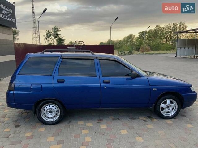 Синий ВАЗ 2111, объемом двигателя 1.6 л и пробегом 235 тыс. км за 2000 $, фото 4 на Automoto.ua