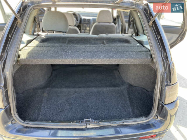 Синий ВАЗ 2111, объемом двигателя 1.6 л и пробегом 340 тыс. км за 1800 $, фото 31 на Automoto.ua