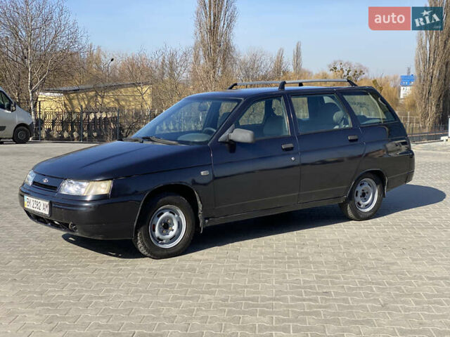 Синий ВАЗ 2111, объемом двигателя 1.6 л и пробегом 340 тыс. км за 1800 $, фото 1 на Automoto.ua