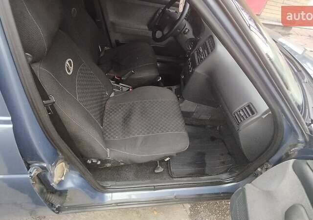 Синій ВАЗ 2111, об'ємом двигуна 1.6 л та пробігом 269 тис. км за 1500 $, фото 8 на Automoto.ua