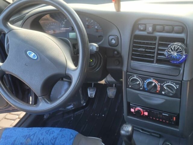 Синий ВАЗ 2111, объемом двигателя 1.6 л и пробегом 135 тыс. км за 2200 $, фото 11 на Automoto.ua