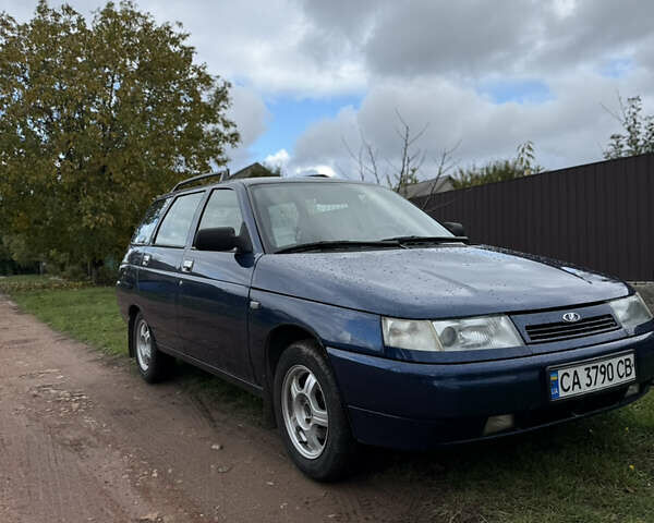 Синий ВАЗ 2111, объемом двигателя 1.6 л и пробегом 118 тыс. км за 3200 $, фото 2 на Automoto.ua