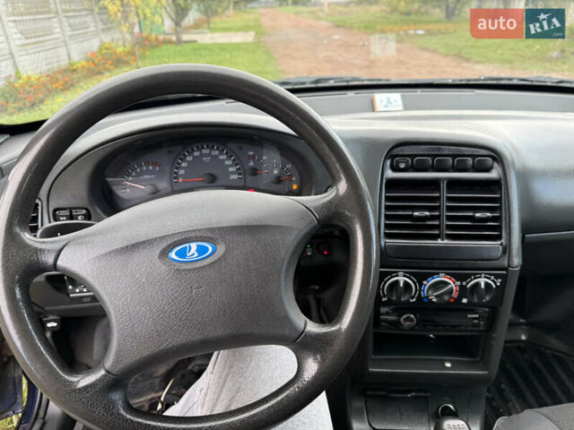 Синий ВАЗ 2111, объемом двигателя 1.6 л и пробегом 118 тыс. км за 3200 $, фото 26 на Automoto.ua