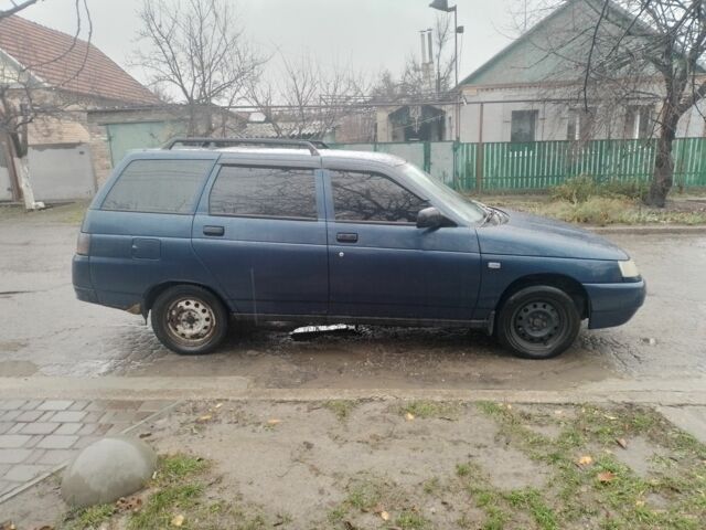 Синий ВАЗ 2111, объемом двигателя 1.6 л и пробегом 210 тыс. км за 1350 $, фото 2 на Automoto.ua