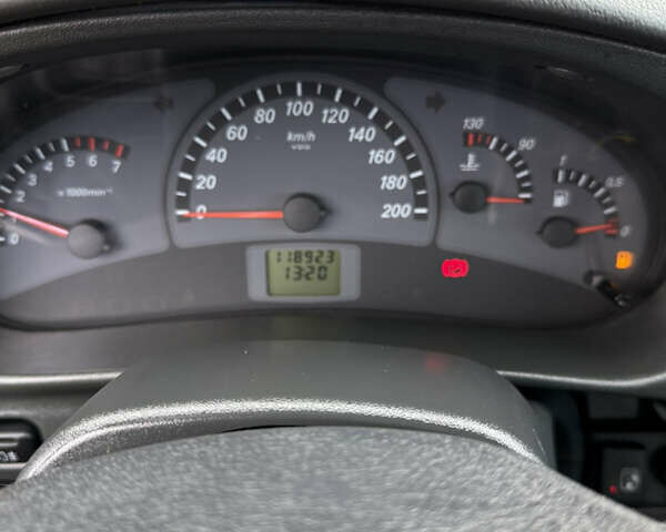 Синий ВАЗ 2111, объемом двигателя 1.6 л и пробегом 118 тыс. км за 3200 $, фото 6 на Automoto.ua