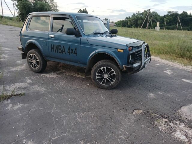 Синий ВАЗ 2111, объемом двигателя 1 л и пробегом 200 тыс. км за 2852 $, фото 1 на Automoto.ua