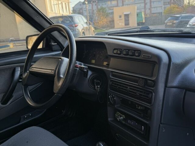 Зелений ВАЗ 2111, об'ємом двигуна 1.6 л та пробігом 175 тис. км за 2450 $, фото 17 на Automoto.ua