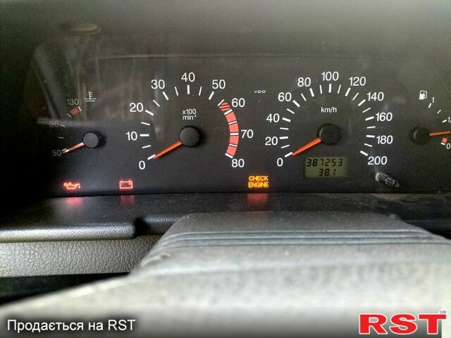 Зеленый ВАЗ 2111, объемом двигателя 1.5 л и пробегом 320 тыс. км за 1550 $, фото 5 на Automoto.ua