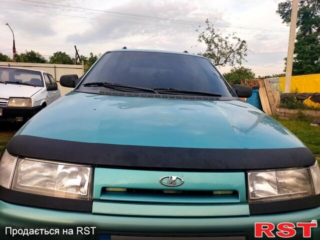 Зеленый ВАЗ 2111, объемом двигателя 1.5 л и пробегом 320 тыс. км за 1550 $, фото 2 на Automoto.ua