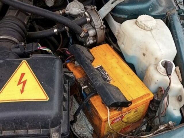 Зеленый ВАЗ 2111, объемом двигателя 1.5 л и пробегом 1 тыс. км за 2000 $, фото 1 на Automoto.ua