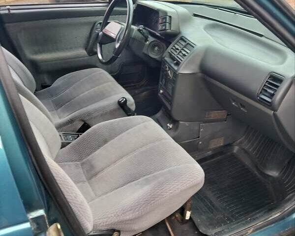 Зеленый ВАЗ 2111, объемом двигателя 1.5 л и пробегом 206 тыс. км за 1999 $, фото 9 на Automoto.ua