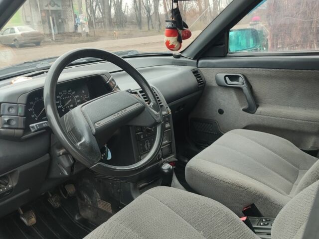 Зеленый ВАЗ 2111, объемом двигателя 1.5 л и пробегом 162 тыс. км за 1800 $, фото 6 на Automoto.ua