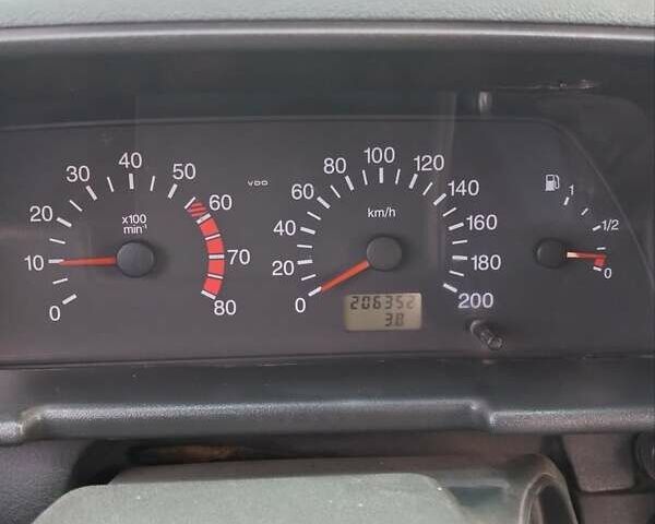 Зеленый ВАЗ 2111, объемом двигателя 1.5 л и пробегом 206 тыс. км за 1999 $, фото 11 на Automoto.ua