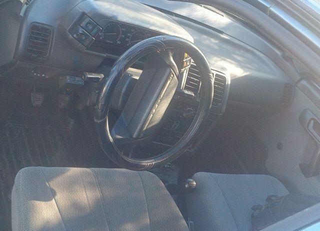 Зелений ВАЗ 2111, об'ємом двигуна 1.5 л та пробігом 150 тис. км за 1599 $, фото 6 на Automoto.ua