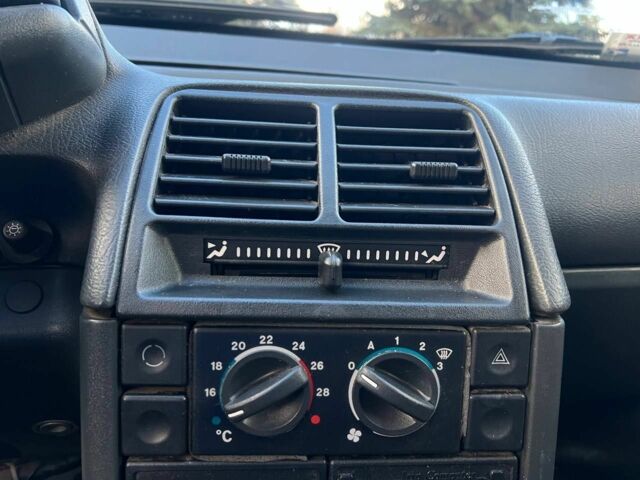 Зеленый ВАЗ 2111, объемом двигателя 1.5 л и пробегом 83 тыс. км за 1800 $, фото 9 на Automoto.ua