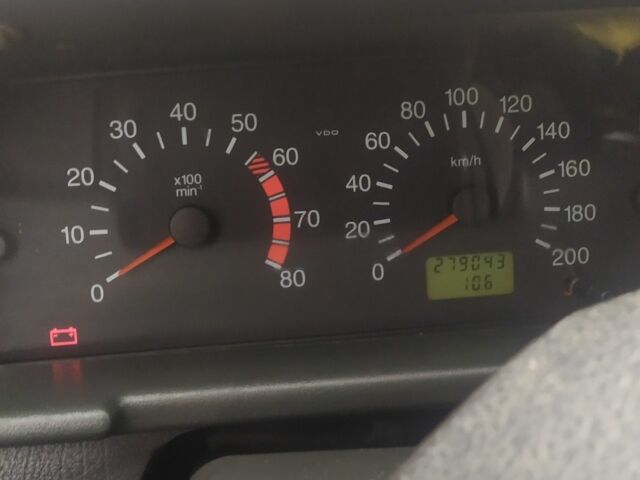 Зелений ВАЗ 2111, об'ємом двигуна 1 л та пробігом 279 тис. км за 1300 $, фото 6 на Automoto.ua