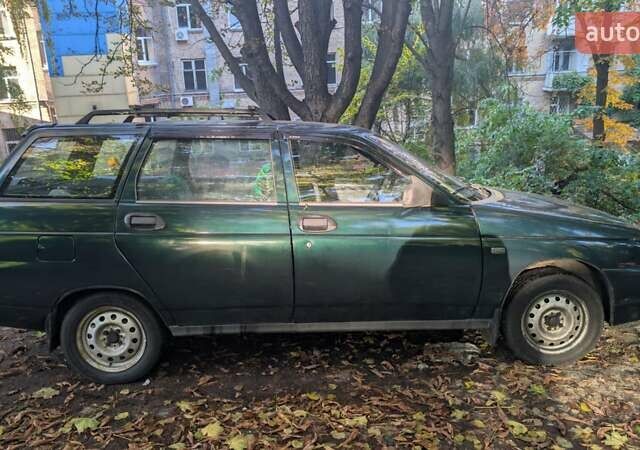 Зеленый ВАЗ 2111, объемом двигателя 1.5 л и пробегом 212 тыс. км за 1800 $, фото 3 на Automoto.ua