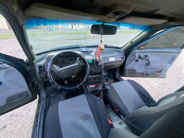 Зелений ВАЗ 2111, об'ємом двигуна 1.5 л та пробігом 400 тис. км за 2200 $, фото 4 на Automoto.ua