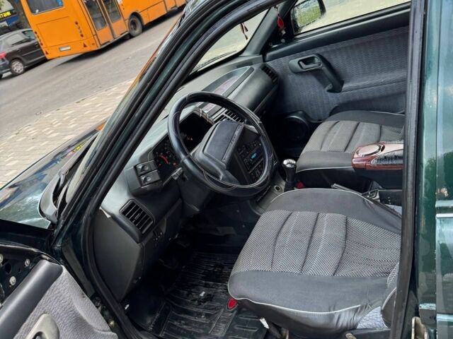 Зеленый ВАЗ 2111, объемом двигателя 1.5 л и пробегом 236 тыс. км за 1599 $, фото 12 на Automoto.ua