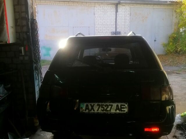 Зеленый ВАЗ 2111, объемом двигателя 1.5 л и пробегом 0 тыс. км за 1000 $, фото 7 на Automoto.ua