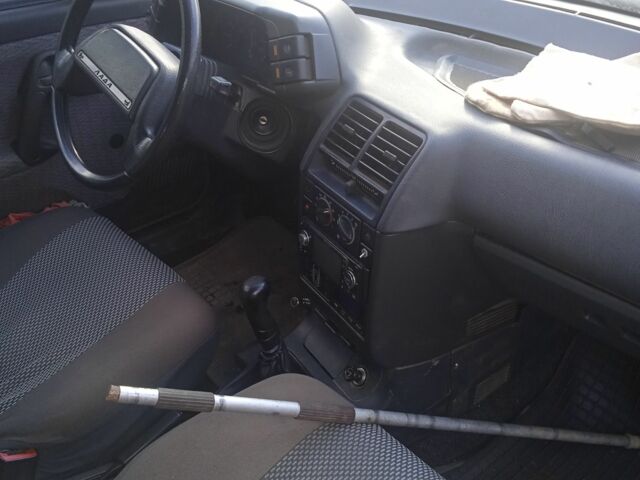 Зеленый ВАЗ 2111, объемом двигателя 1.5 л и пробегом 121 тыс. км за 1775 $, фото 4 на Automoto.ua