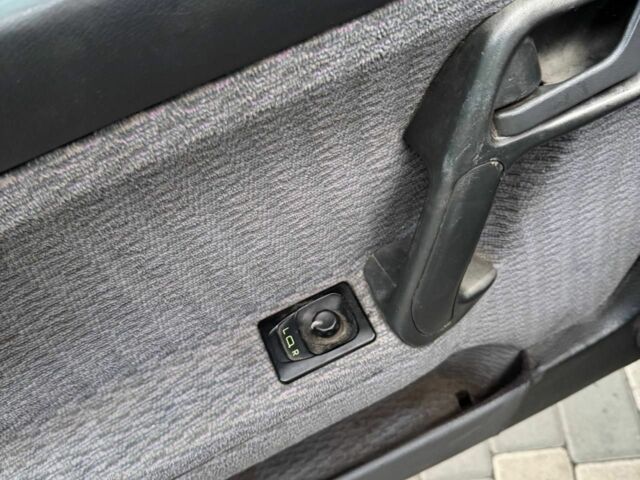 Зеленый ВАЗ 2111, объемом двигателя 1.5 л и пробегом 236 тыс. км за 1599 $, фото 14 на Automoto.ua