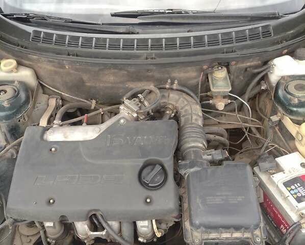 Зеленый ВАЗ 2111, объемом двигателя 1.5 л и пробегом 286 тыс. км за 1750 $, фото 5 на Automoto.ua