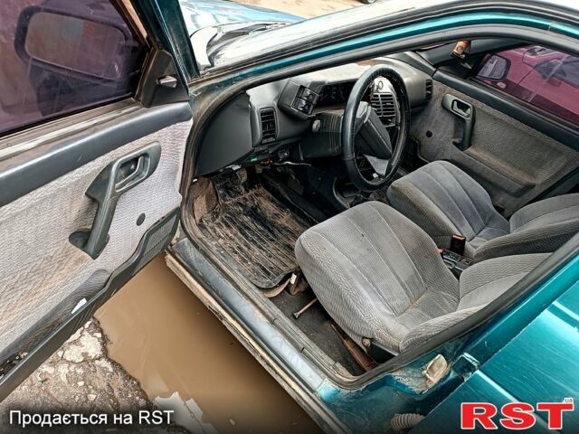 Зеленый ВАЗ 2111, объемом двигателя 15 л и пробегом 450 тыс. км за 630 $, фото 5 на Automoto.ua