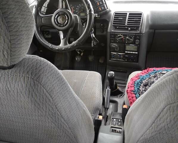 Зеленый ВАЗ 2111, объемом двигателя 1.5 л и пробегом 286 тыс. км за 1750 $, фото 8 на Automoto.ua