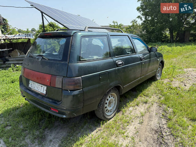Зеленый ВАЗ 2111, объемом двигателя 1.6 л и пробегом 250 тыс. км за 900 $, фото 3 на Automoto.ua