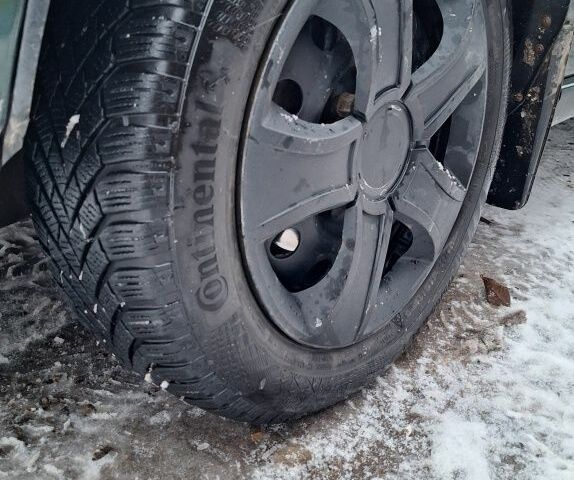 Зелений ВАЗ 2111, об'ємом двигуна 1.5 л та пробігом 325 тис. км за 1700 $, фото 5 на Automoto.ua