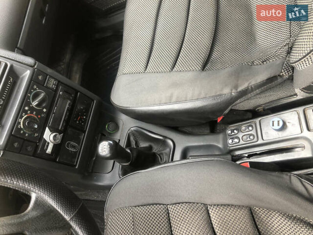 Зелений ВАЗ 2111, об'ємом двигуна 1.6 л та пробігом 150 тис. км за 2350 $, фото 2 на Automoto.ua