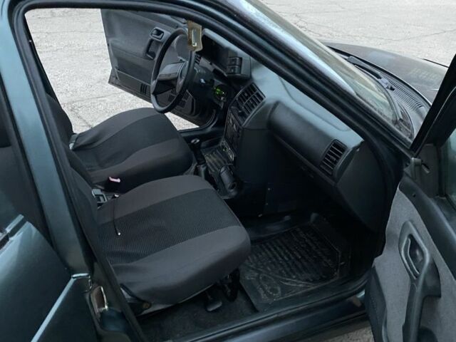 Зеленый ВАЗ 2111, объемом двигателя 1.6 л и пробегом 186 тыс. км за 2200 $, фото 5 на Automoto.ua