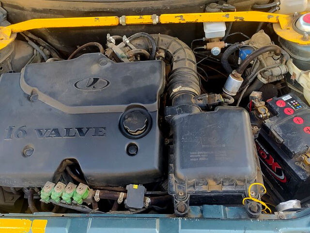 Зеленый ВАЗ 2111, объемом двигателя 1.6 л и пробегом 234 тыс. км за 1250 $, фото 5 на Automoto.ua