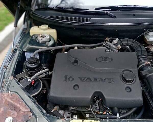 Зеленый ВАЗ 2111, объемом двигателя 1.6 л и пробегом 255 тыс. км за 2300 $, фото 1 на Automoto.ua